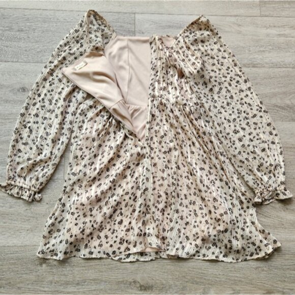 Altar'd State Dress Womens Small Floral Tan Cream Long Sleeves Bohemian - Picture 11 of 14